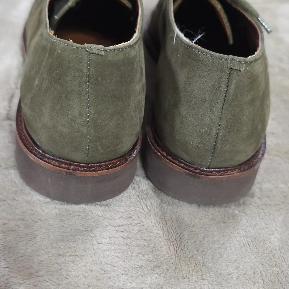 GAP men suede